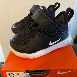 Nike baby shoes size 3c